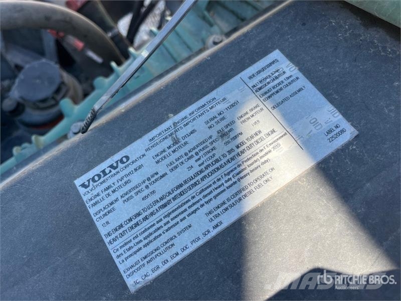 Volvo VNL 牵引车