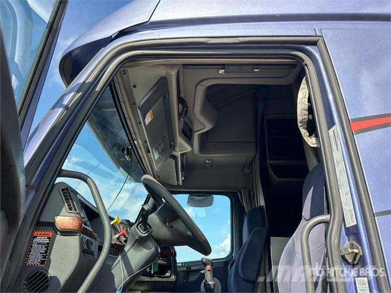 Volvo VNL Sattelzugmaschinen