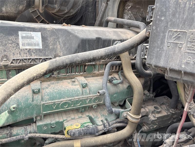 Volvo VNL Vetopöytäautot