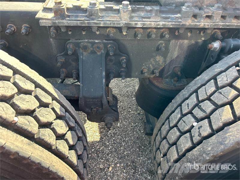 Volvo VNL Sattelzugmaschinen