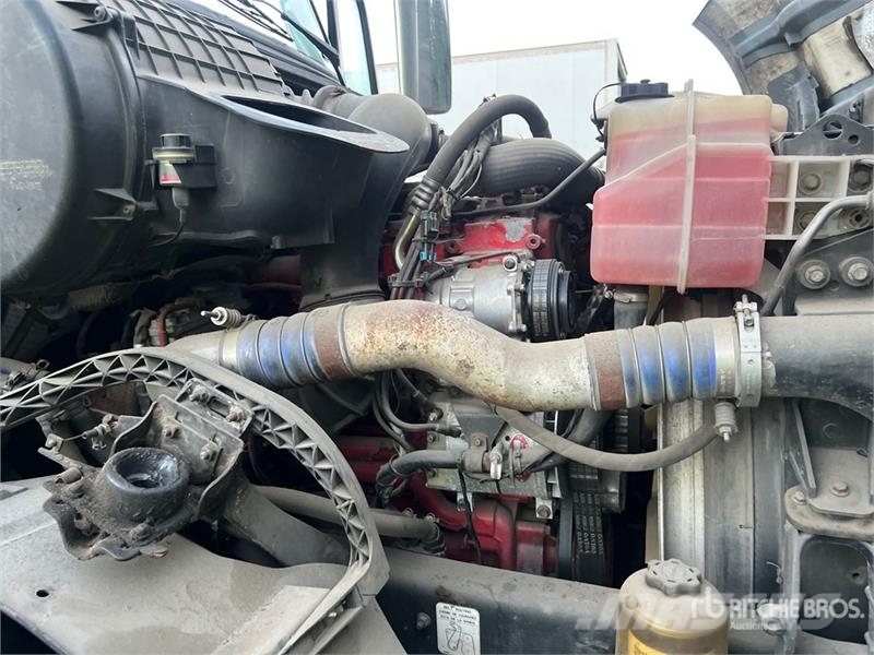 Volvo VNL Vlačilci