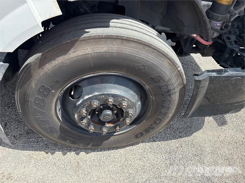 Volvo VNL Cabezas tractoras