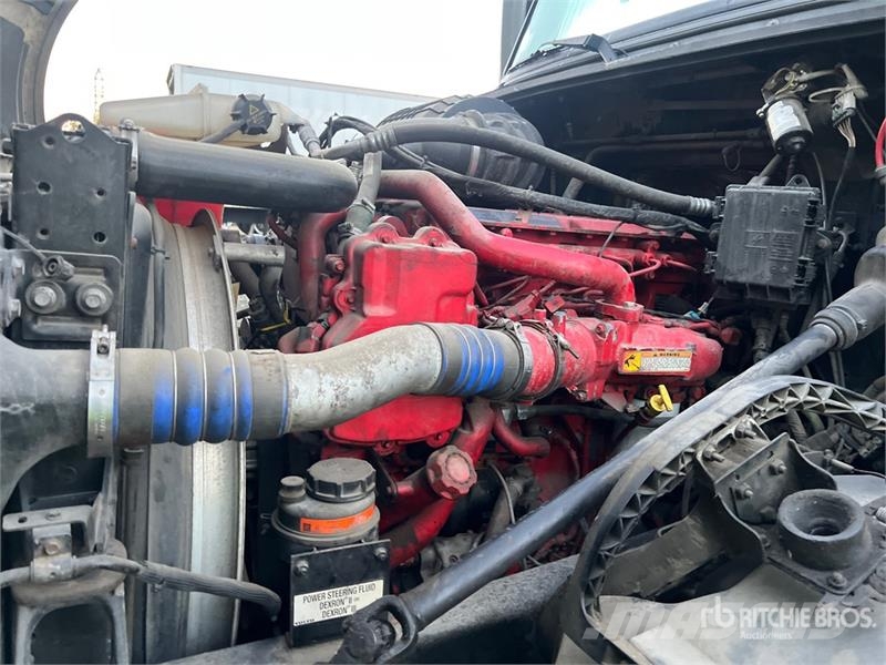 Volvo VNL Vlačilci