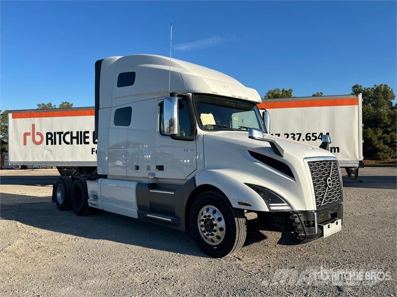 Volvo VNL Sattelzugmaschinen