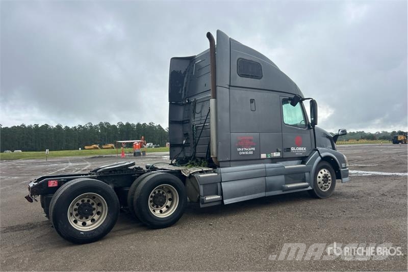 Volvo VNL Vlačilci