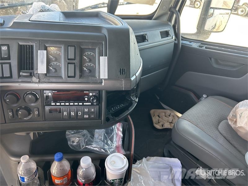 Volvo VNL Cavalos mecânicos