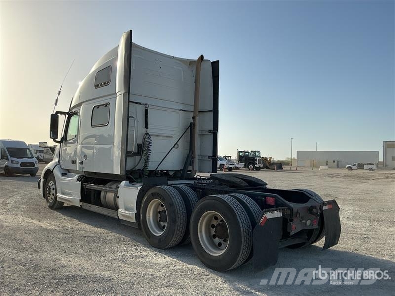 Volvo VNL Cavalos mecânicos