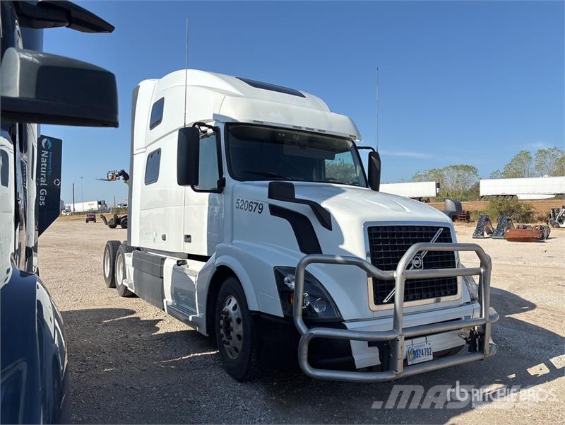 Volvo VNL Tegljači