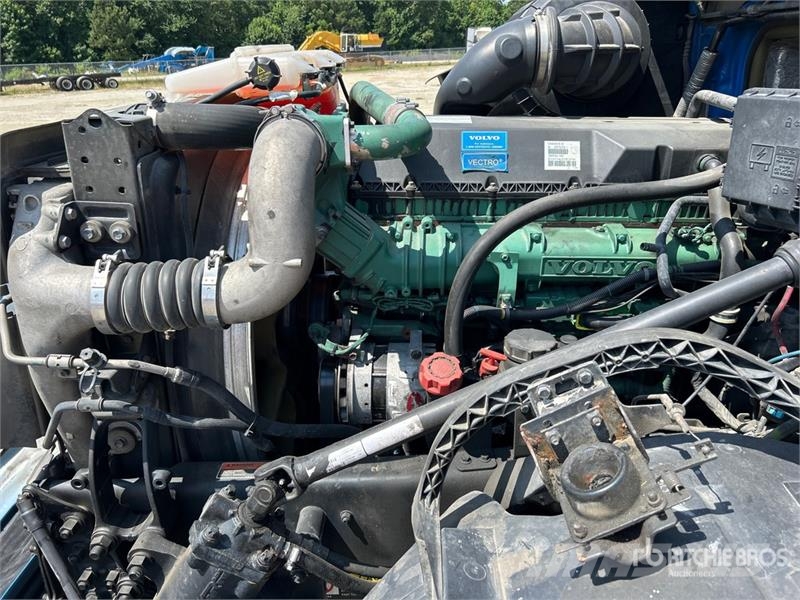 Volvo VNL Vilcēji