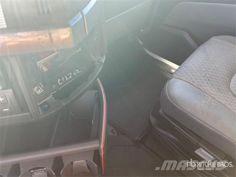 Volvo VNL Sattelzugmaschinen