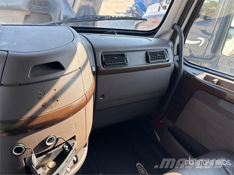 Volvo VNL Tegljači