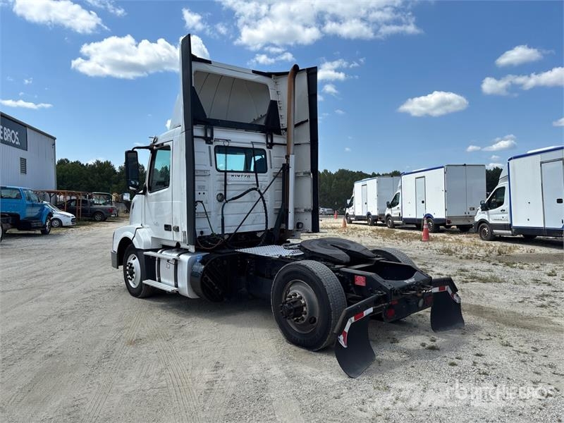 Volvo VNL Traktorske jedinice