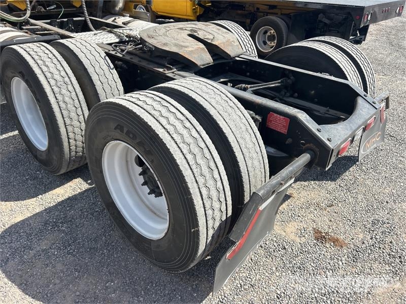 Volvo VNL Trekkers