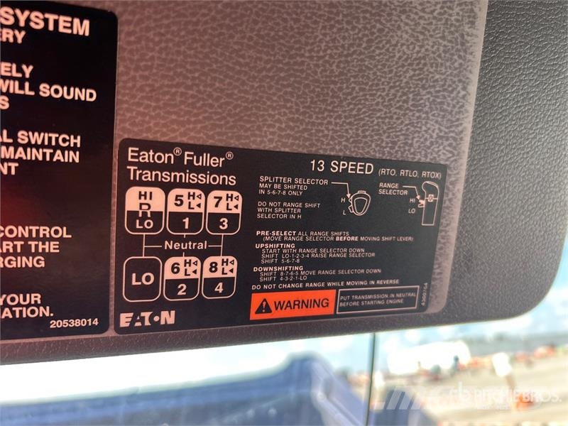 Volvo VNL Sattelzugmaschinen