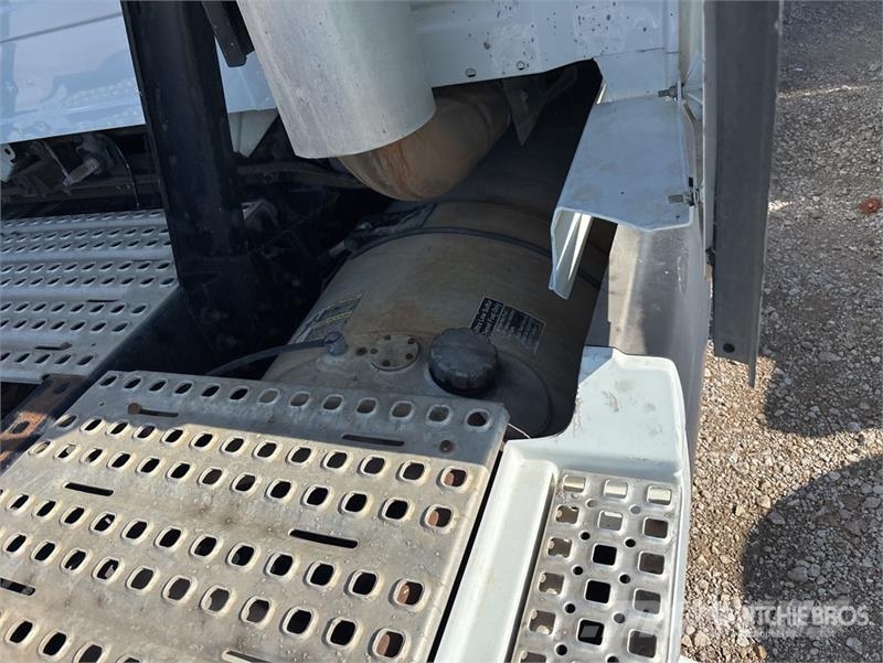 Volvo VNL Tegljači