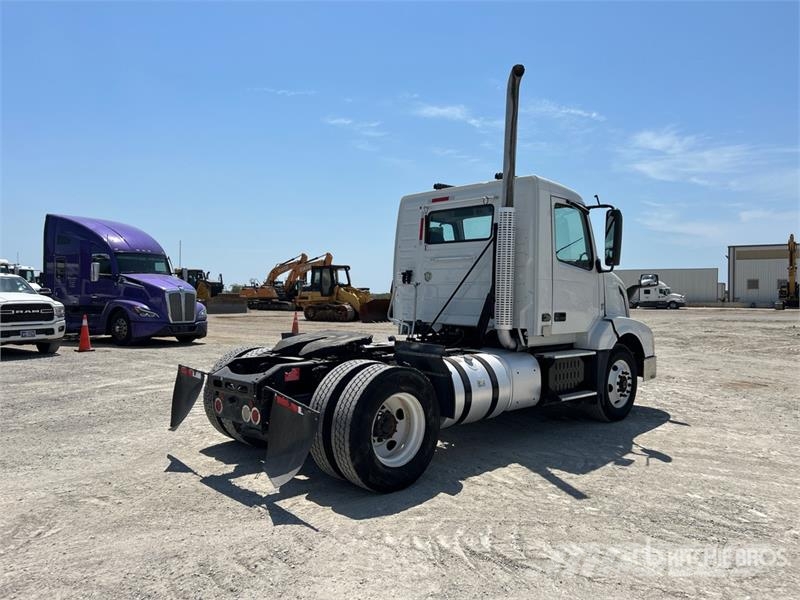 Volvo VNL Camiones tractor