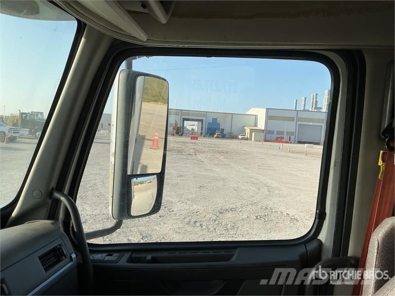 Volvo VNL Cavalos mecânicos