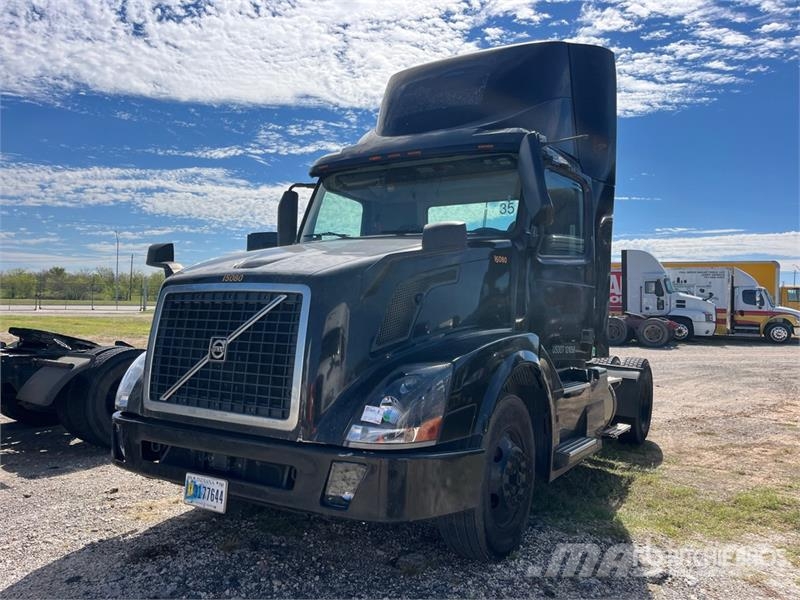 Volvo VNL 牵引车