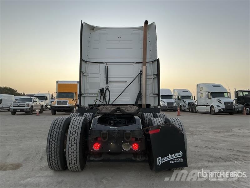 Volvo VNL Cavalos mecânicos