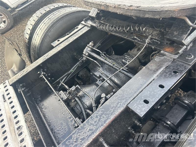 Volvo VNL Vlačilci