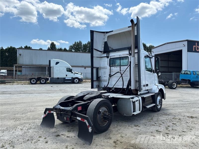Volvo VNL Traktorske jedinice