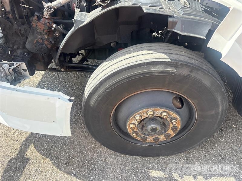 Volvo VNL Vlačilci