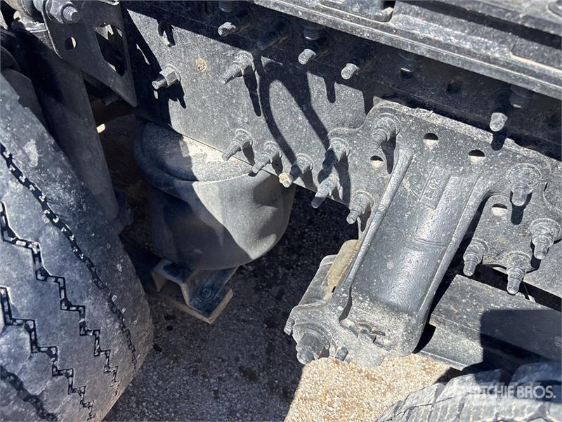 Volvo VNL Vlačilci