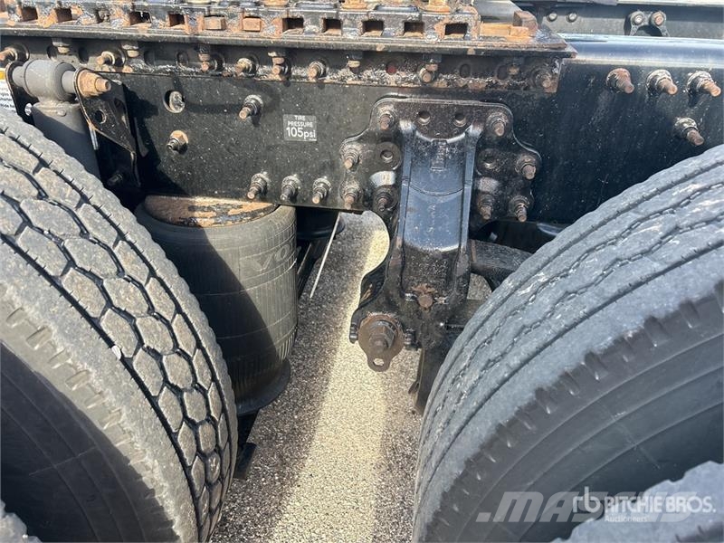Volvo VNL Nyergesvontatók