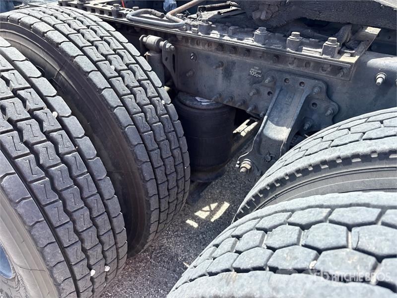 Volvo VNL Cabezas tractoras