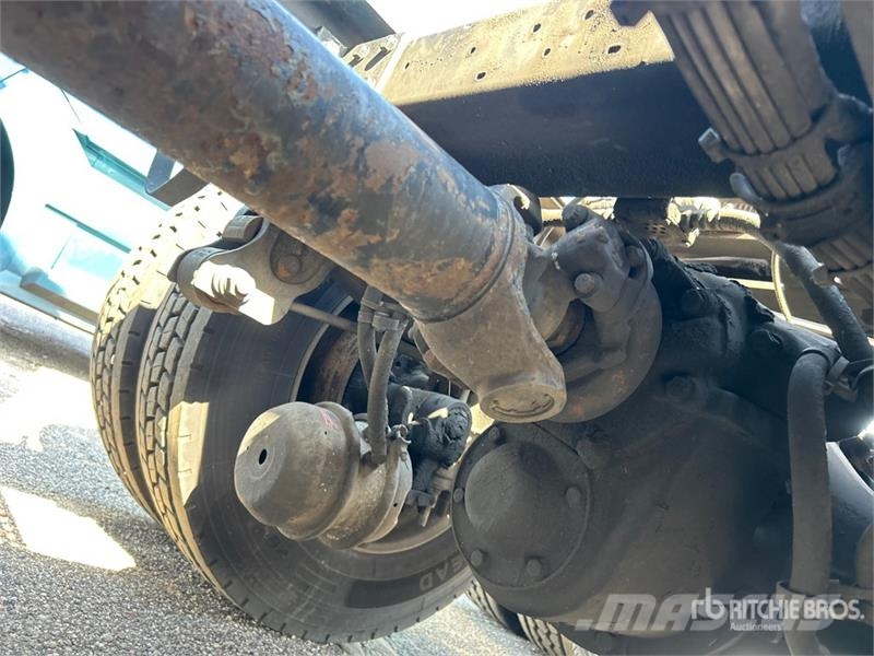 Volvo VNL Sattelzugmaschinen