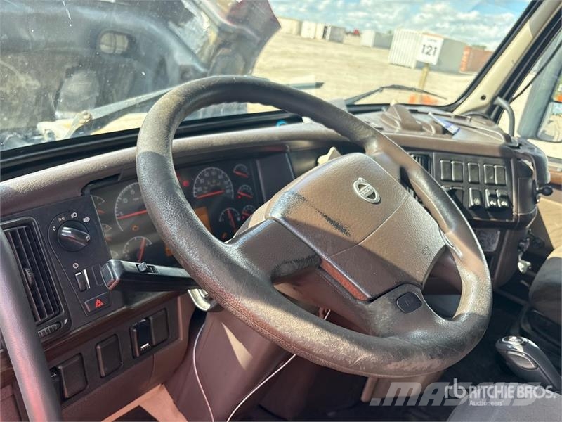 Volvo VNL Ciągniki siodłowe