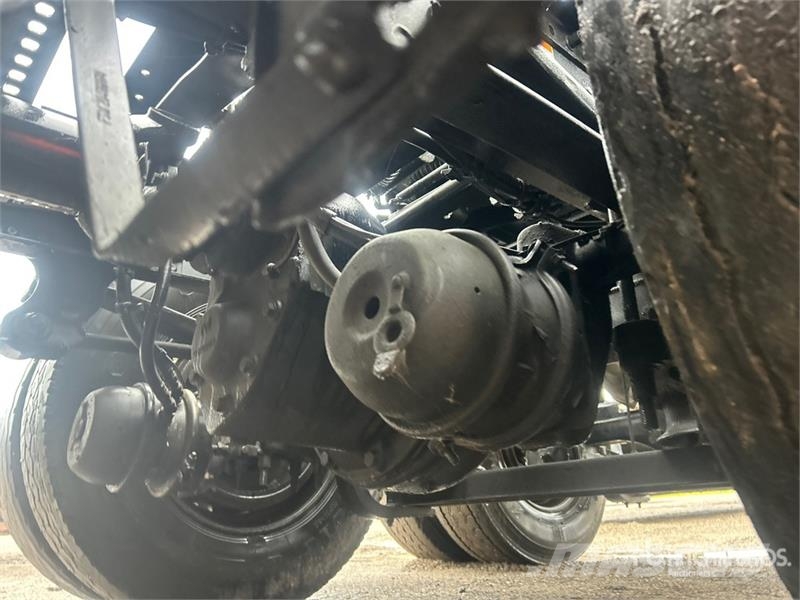 Volvo VNL Vlačilci