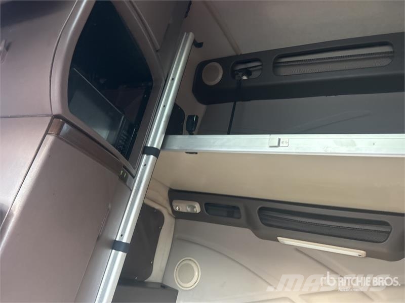 Volvo VNL Vlačilci