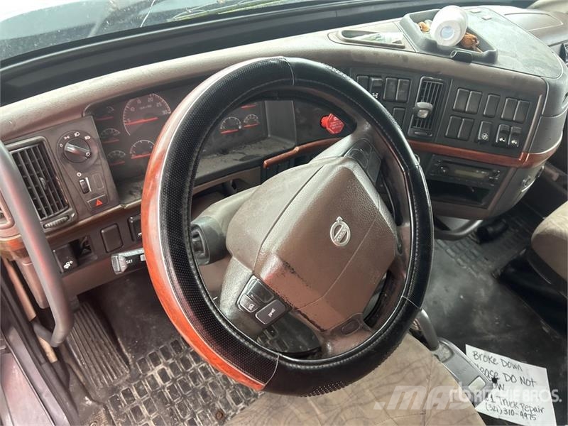 Volvo VNL Vlačilci