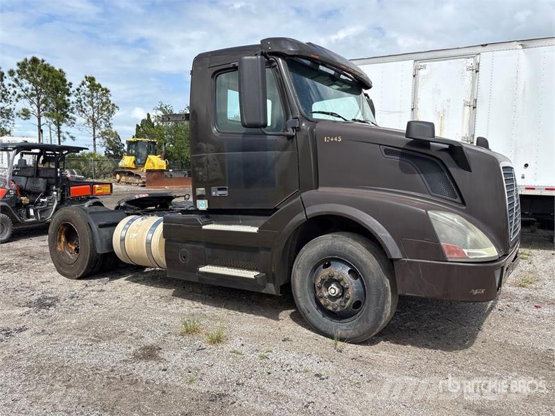 Volvo VNL Prime Movers