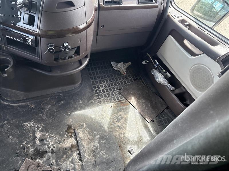 Volvo VNL Vlačilci