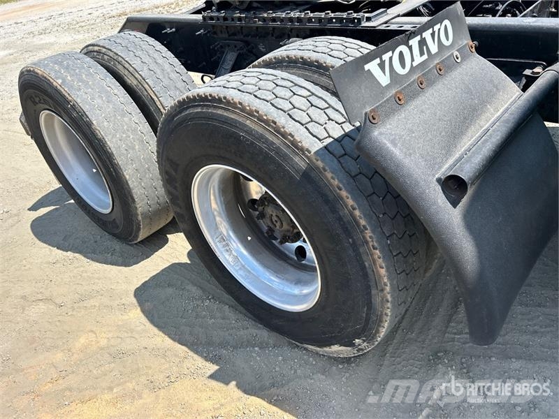 Volvo VNL Vilcēji