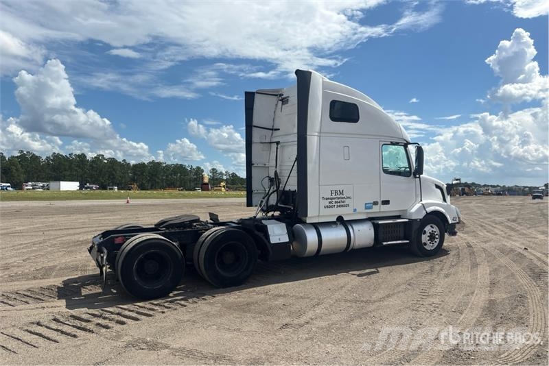 Volvo VNL Vlačilci
