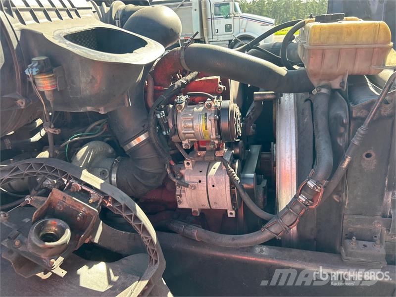 Volvo VNL Sattelzugmaschinen