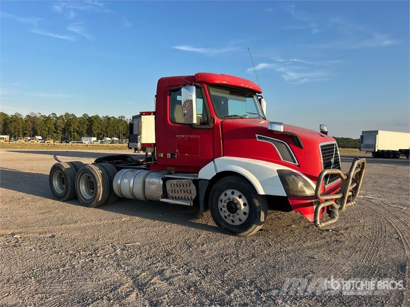 Volvo VNL Prime Movers