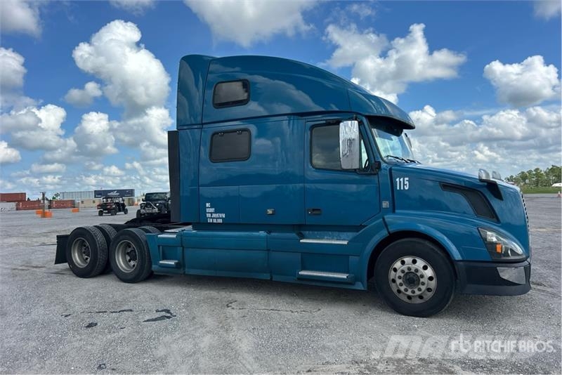 Volvo VNL Traktorske jedinice