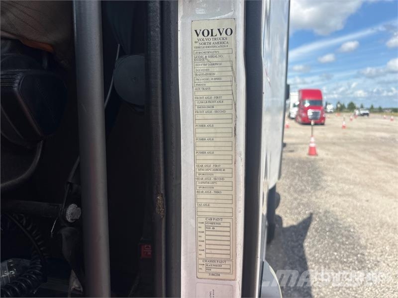 Volvo VNL Vlačilci