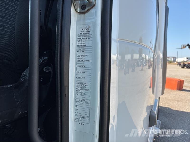 Volvo VNL Tegljači