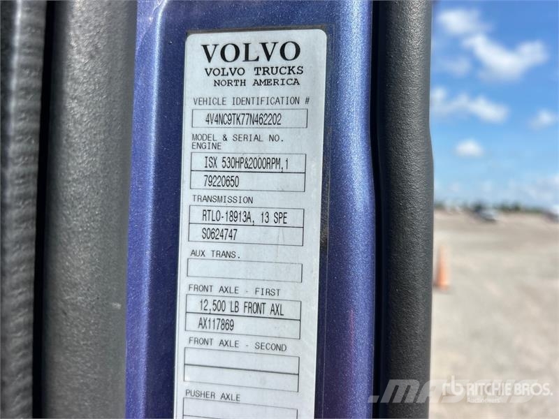 Volvo VNL Sattelzugmaschinen