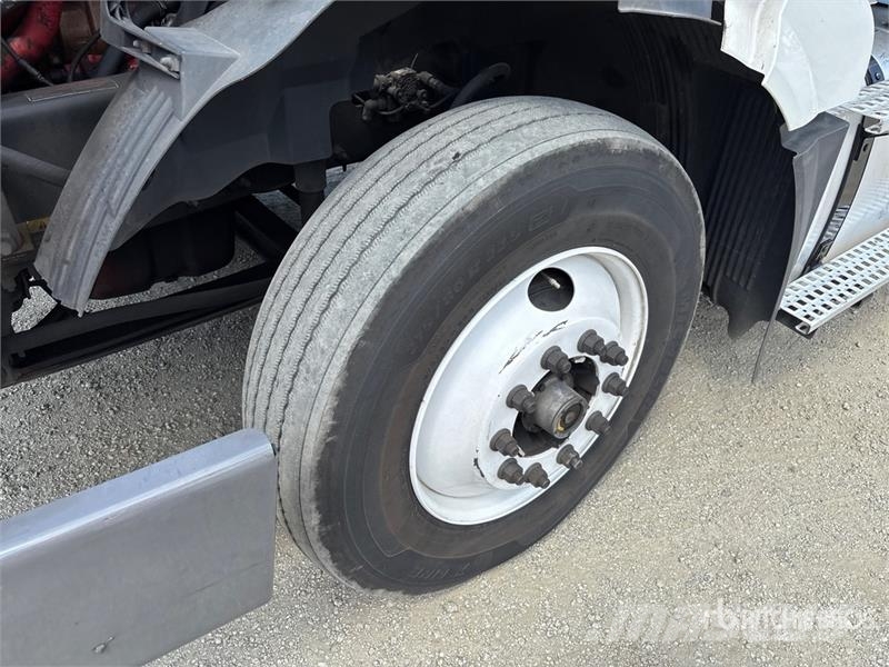Volvo VNL Traktorske jedinice