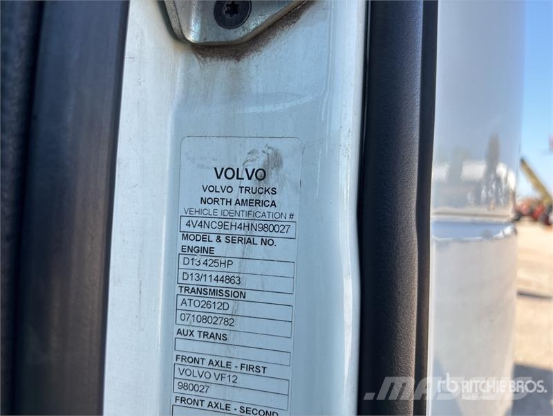 Volvo VNL Tegljači