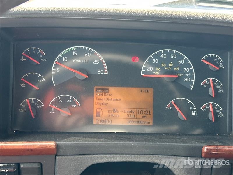 Volvo VNL Sattelzugmaschinen