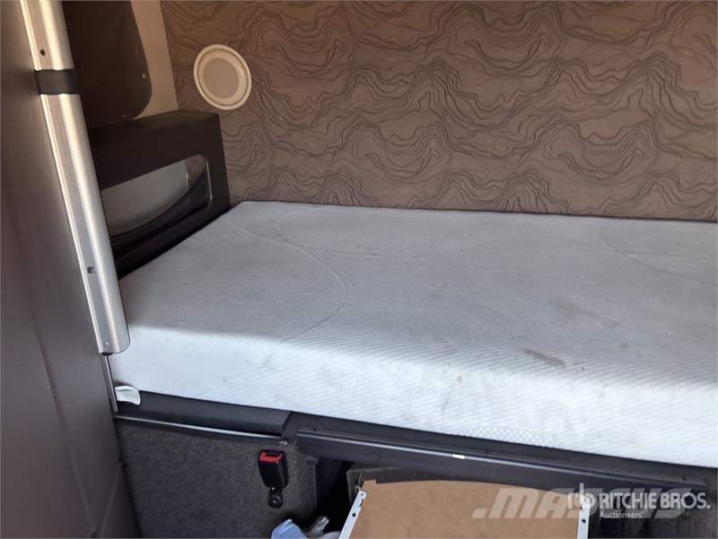 Volvo VNL Tegljači