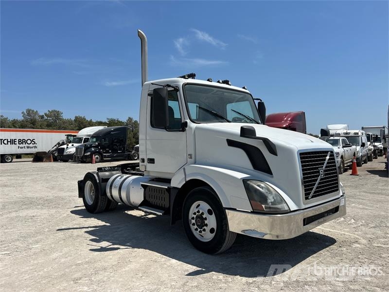Volvo VNL Camiones tractor
