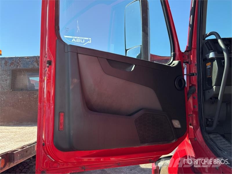 Volvo VNL Vlačilci